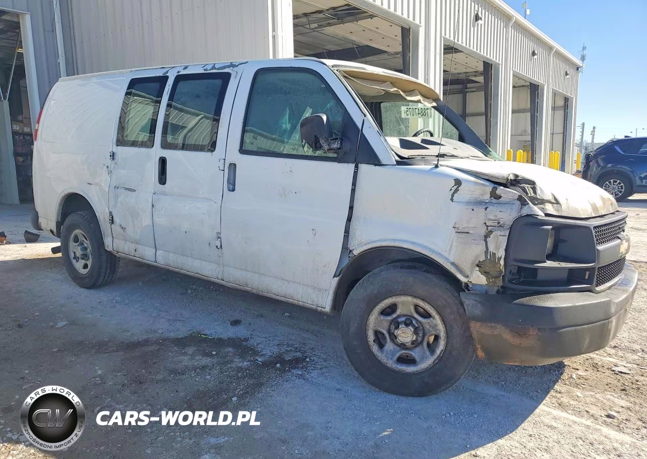 2008 Chevrolet Express G1500 VIN:1GCFG15X981142967 - 4