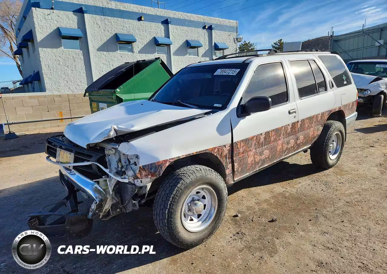 1998 Nissan Pathfinder Xe