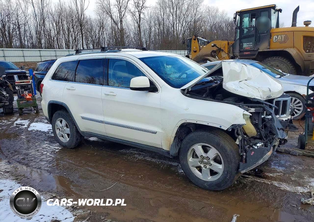 2012 Jeep Grand Cherokee Laredo VIN:1C4RJFAG9CC174655 - 4