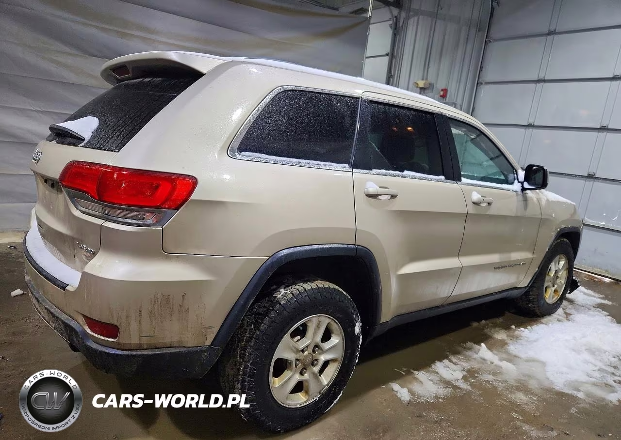 2014 Jeep Grand Cherokee Laredo VIN:1C4RJFAG9EC262513 - 3