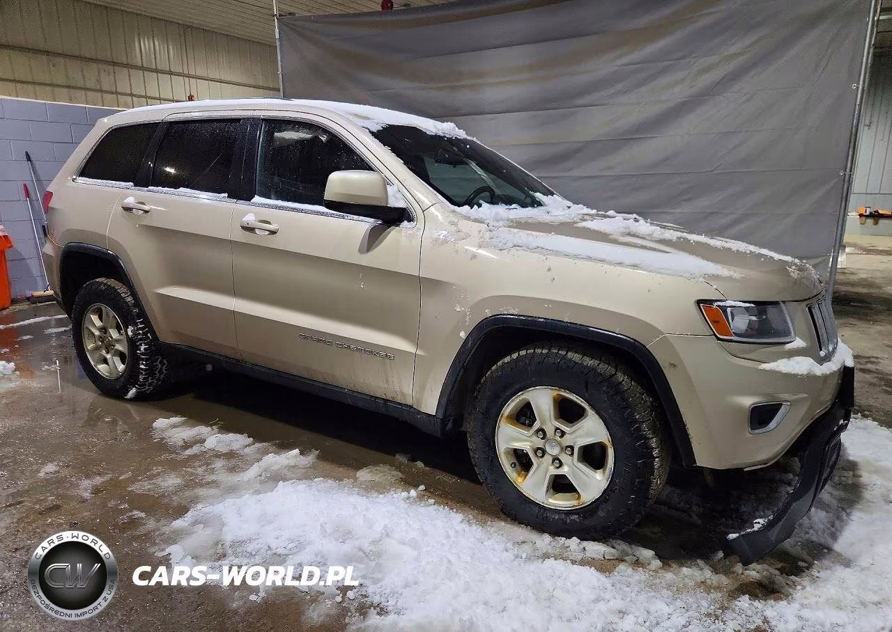 2014 Jeep Grand Cherokee Laredo VIN:1C4RJFAG9EC262513 - 4