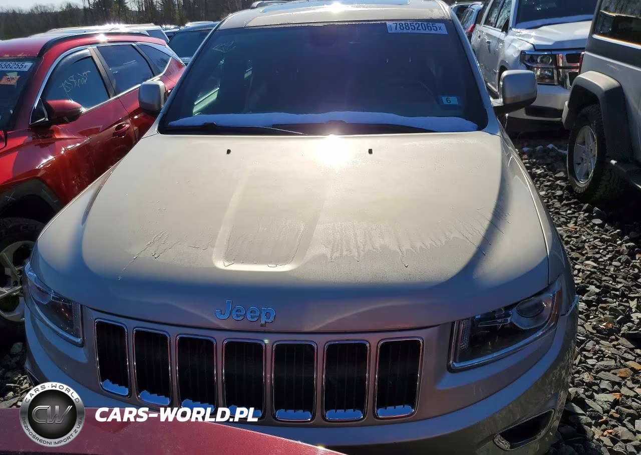2014 Jeep Grand Cherokee Laredo VIN:1C4RJFAG9EC262513 - 5