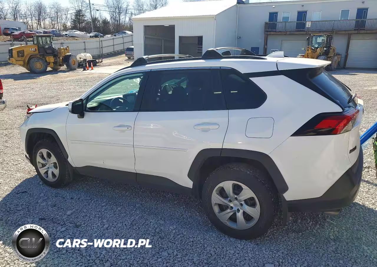 2019 Toyota Rav4 Le VIN:2T3G1RFV1KW055770 - 2