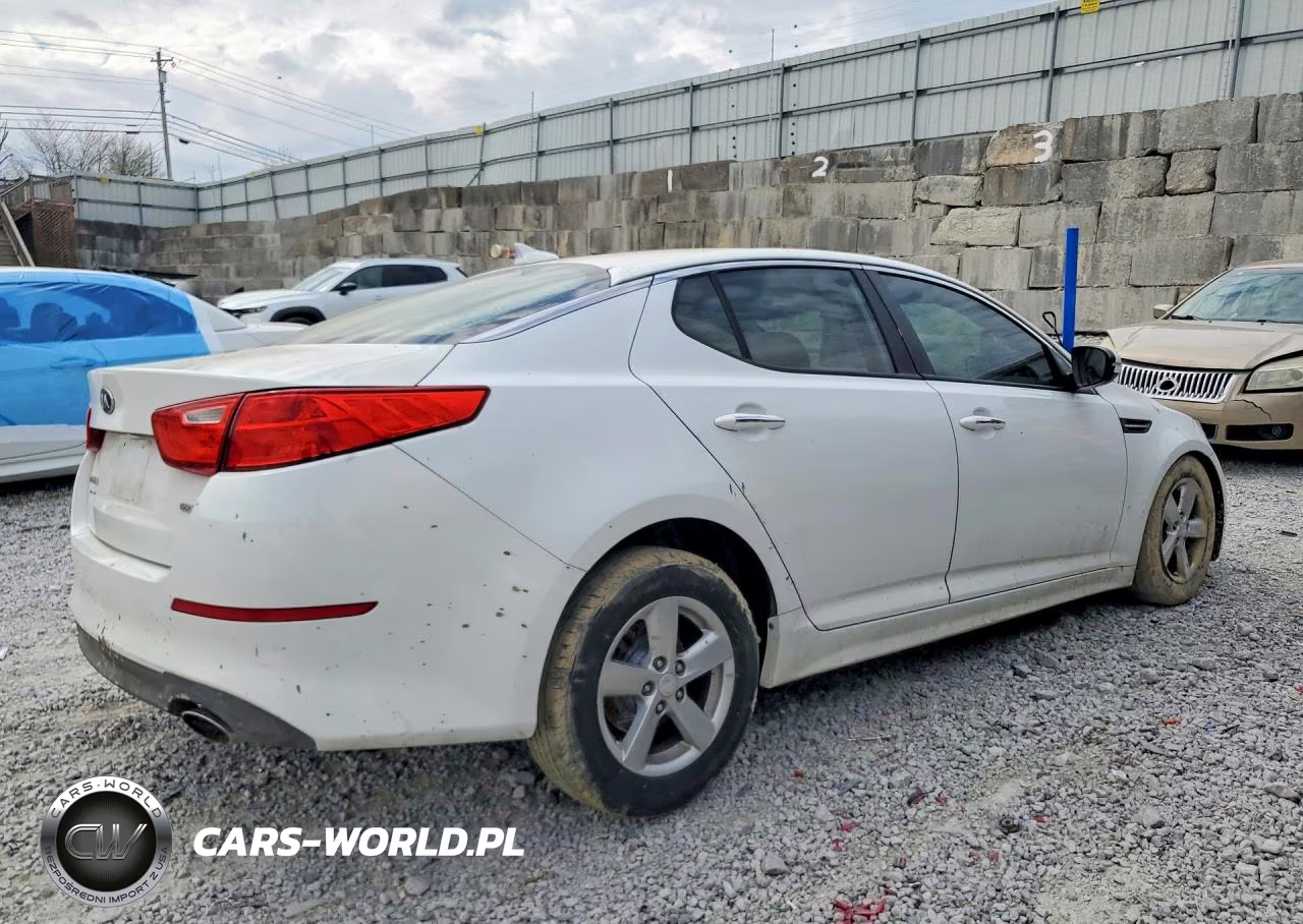 2014 Kia Optima Lx VIN:5XXGM4A72EG261187 - 3