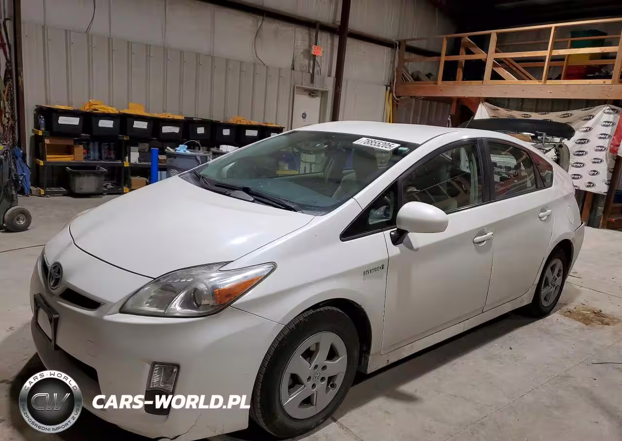 2011 Toyota Prius Two