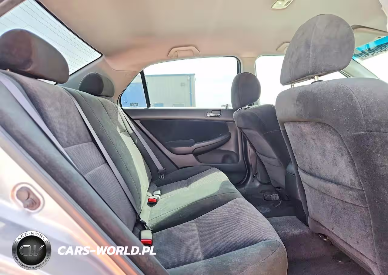 2005 Honda Accord Dx VIN:1HGCM56115A058961 - 10