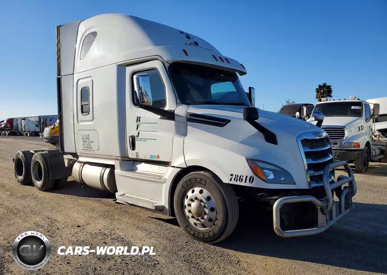 2019 Freigliner Cascadia 126