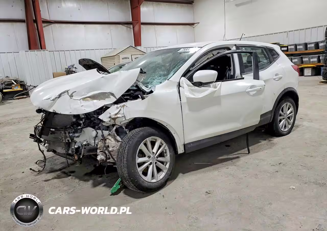 2017 Nissan Rogue Sport S