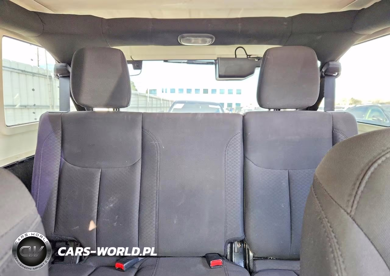2018 Jeep Wrangler Unlimited Sport VIN:1C4BJWDG9JL835854 - 10