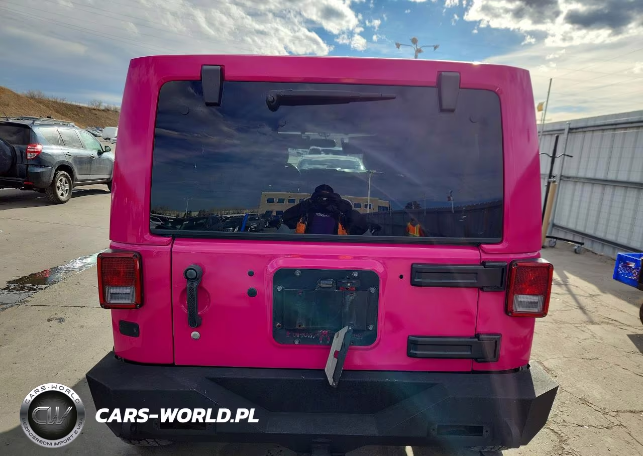 2018 Jeep Wrangler Unlimited Sport VIN:1C4BJWDG9JL835854 - 6