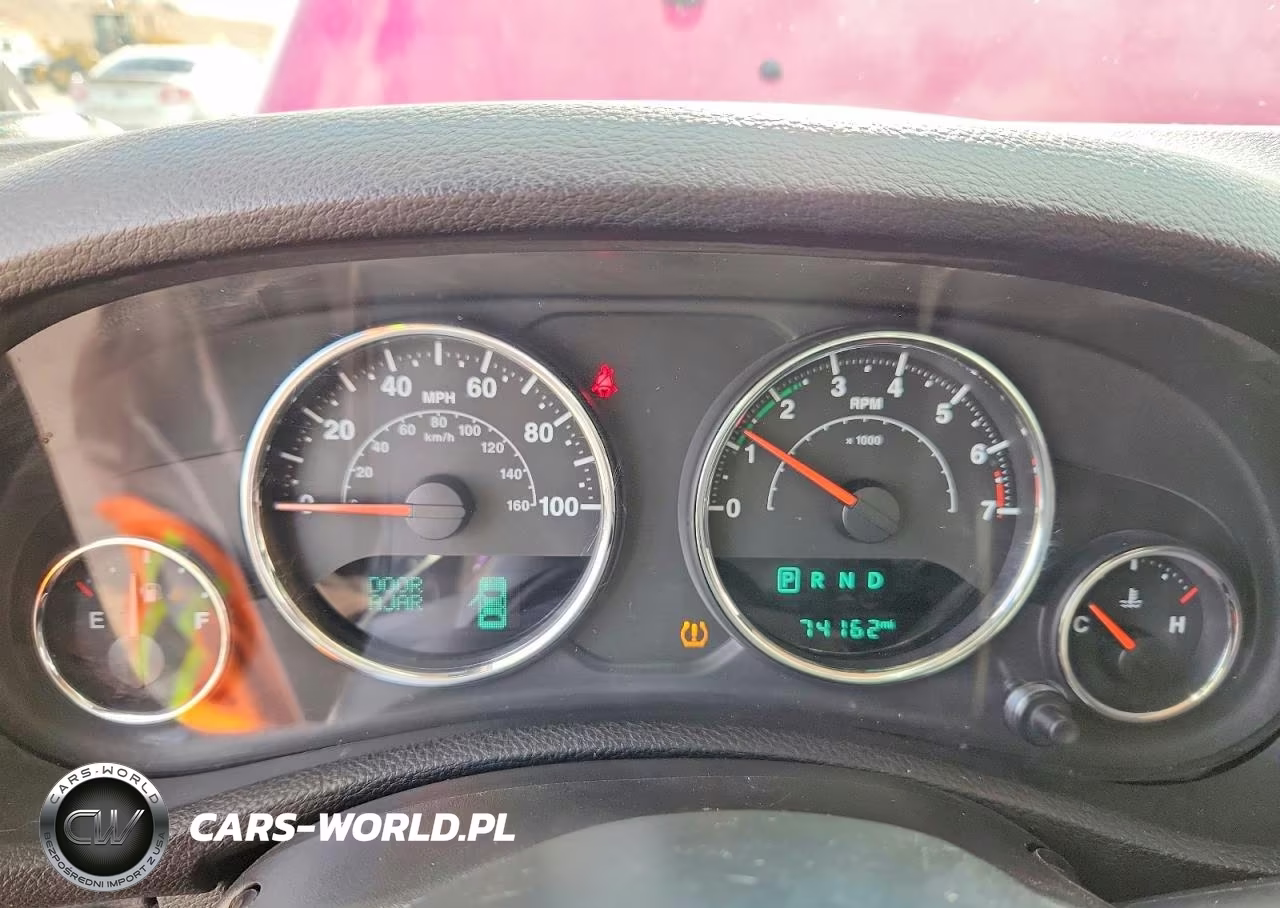 2018 Jeep Wrangler Unlimited Sport VIN:1C4BJWDG9JL835854 - 9