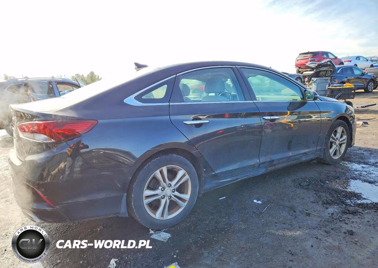2018 Hyundai Sonata Sel VIN:5NPE34AFXJH631995 - 3