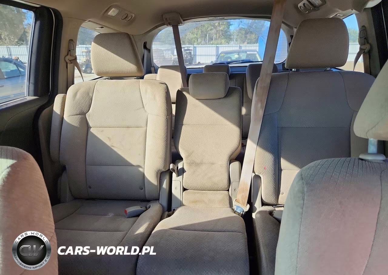 2016 Honda Odyssey Se VIN:5FNRL5H38GB028800 - 10