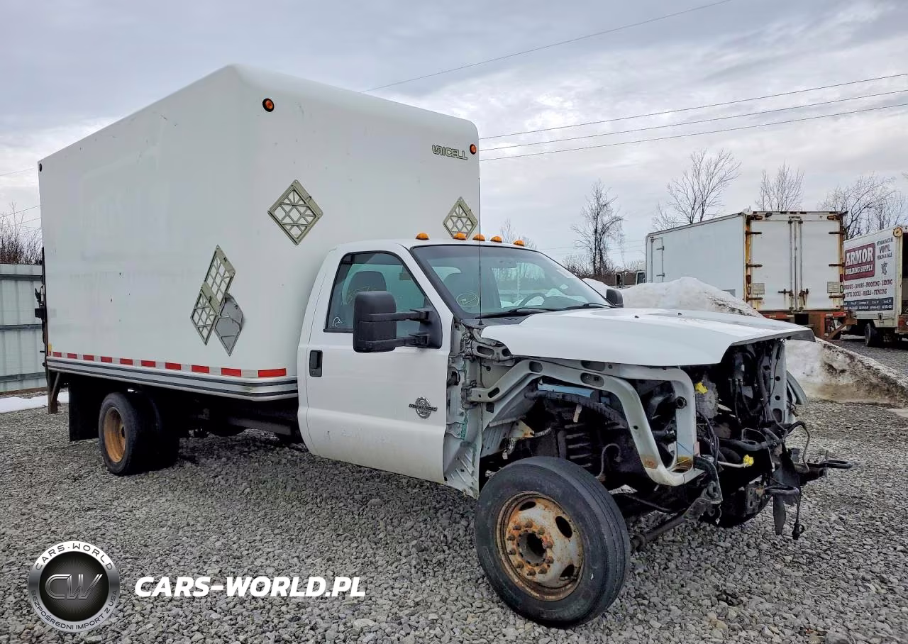 2016 Ford F550 Super Duty Box Truck VIN:1FDUF5GT4GEA36537 - 4