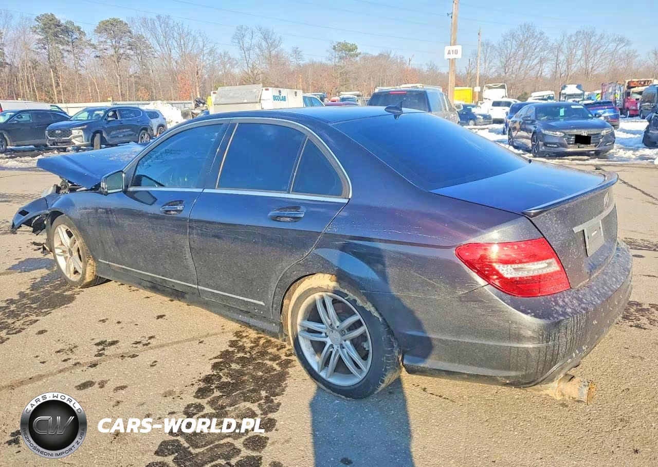 2012 Mercedes-Benz C 250 VIN:WDDGF4HB1CA624386 - 2