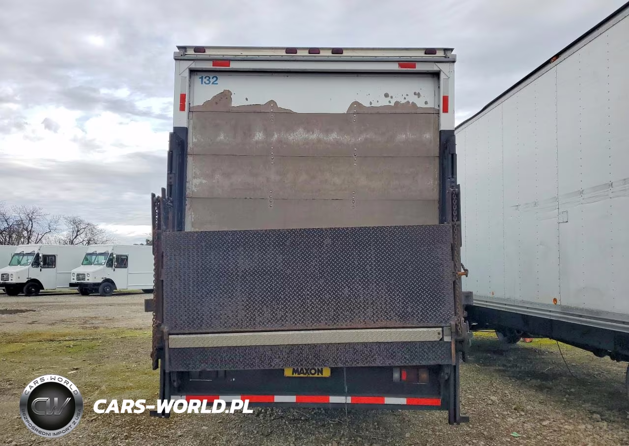 2003 GMC W5 Box Truck VIN:J8DE5B14637902408 - 6