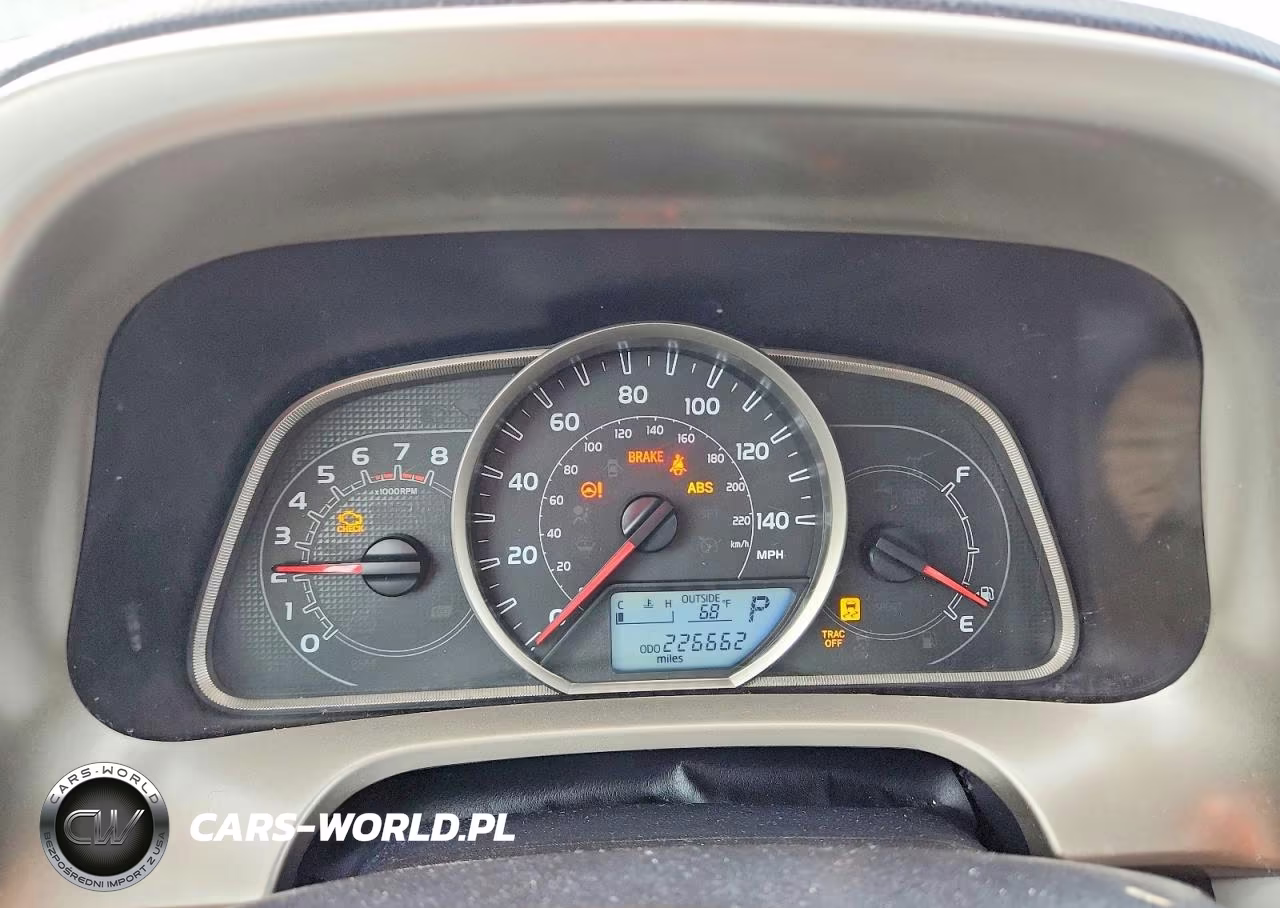 2015 Toyota Rav4 Le VIN:2T3ZFREV4FW187097 - 9