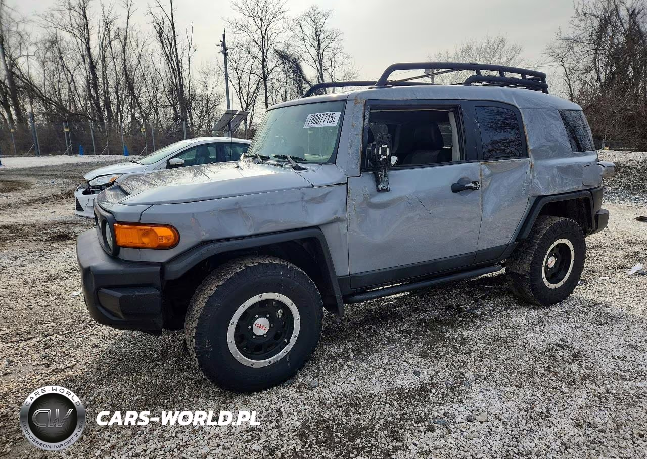2013 Toyota Fj Cruiser Base