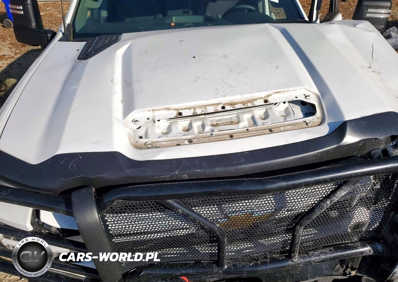 2024 Chevrolet Silverado VIN:1GC4YME7XRF327037 - 11