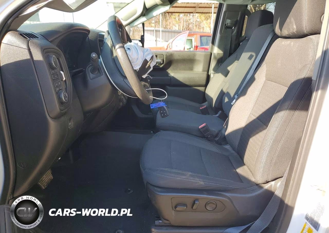 2024 Chevrolet Silverado VIN:1GC4YME7XRF327037 - 7