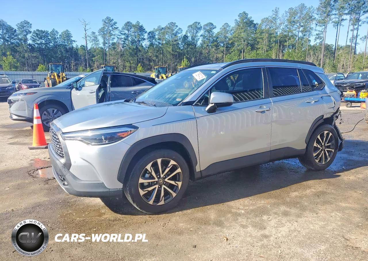 2023 Toyota Corolla Cross Xle