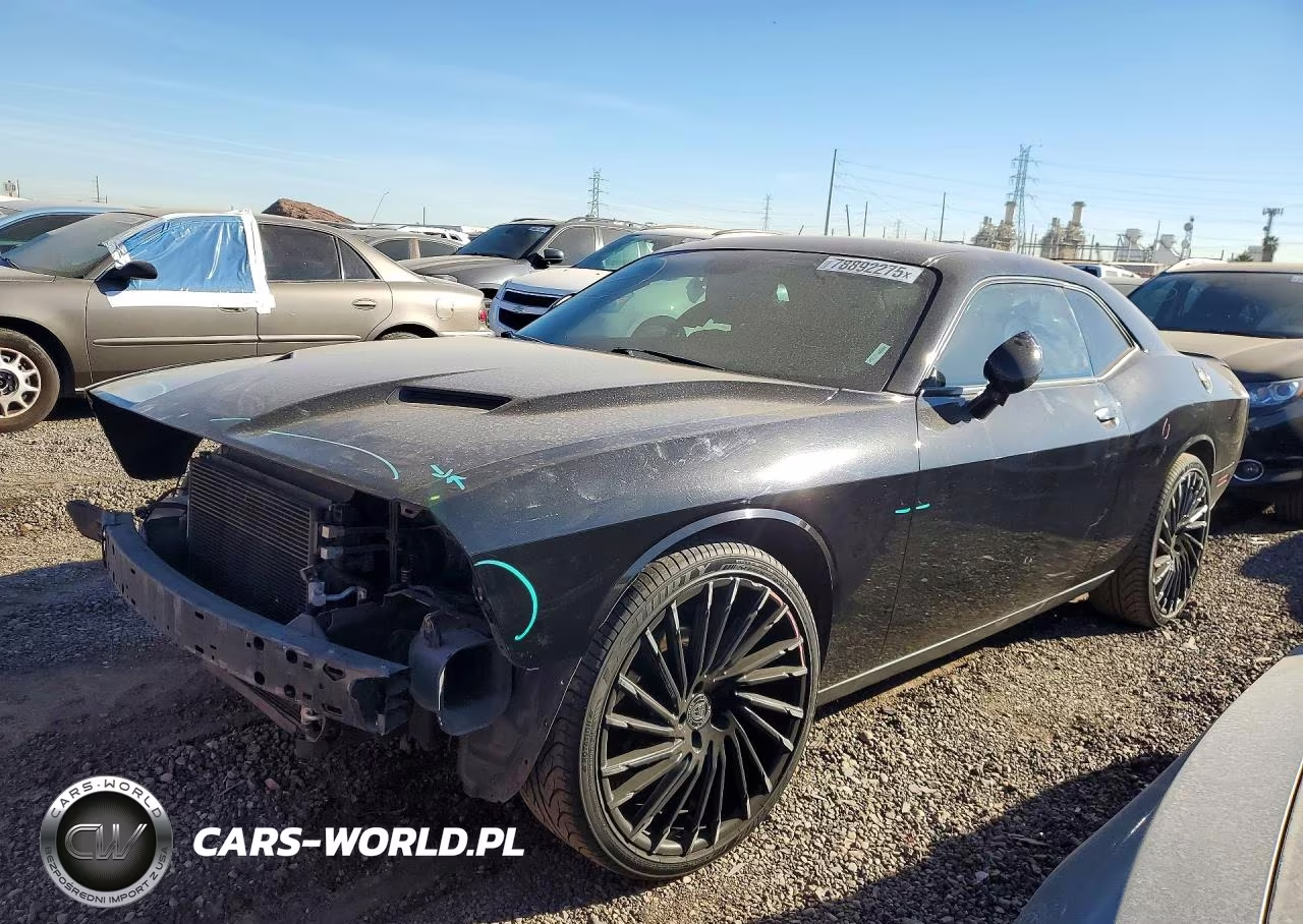 2018 Dodge Challenger Sxt