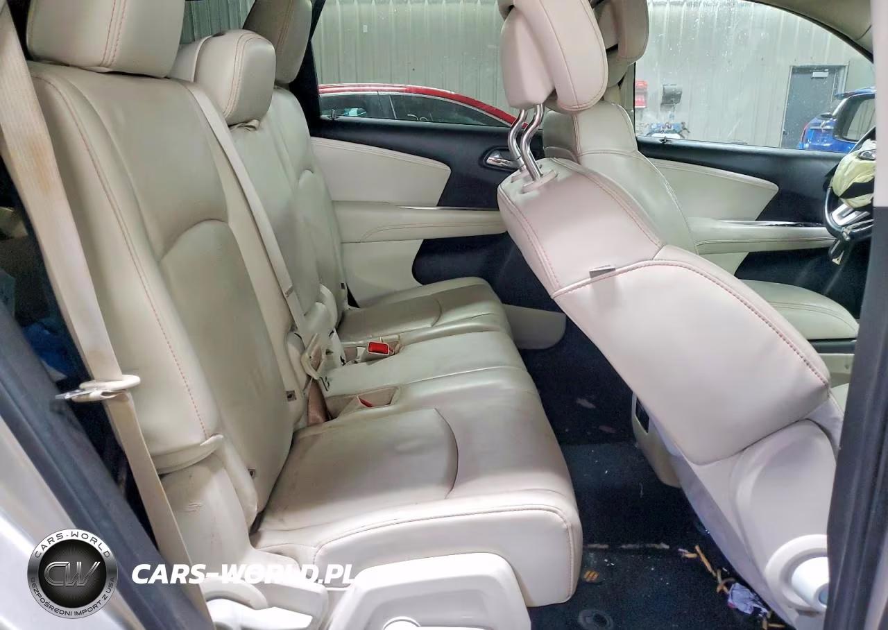 2012 Dodge Journey Crew VIN:3C4PDDDG8CT205736 - 10