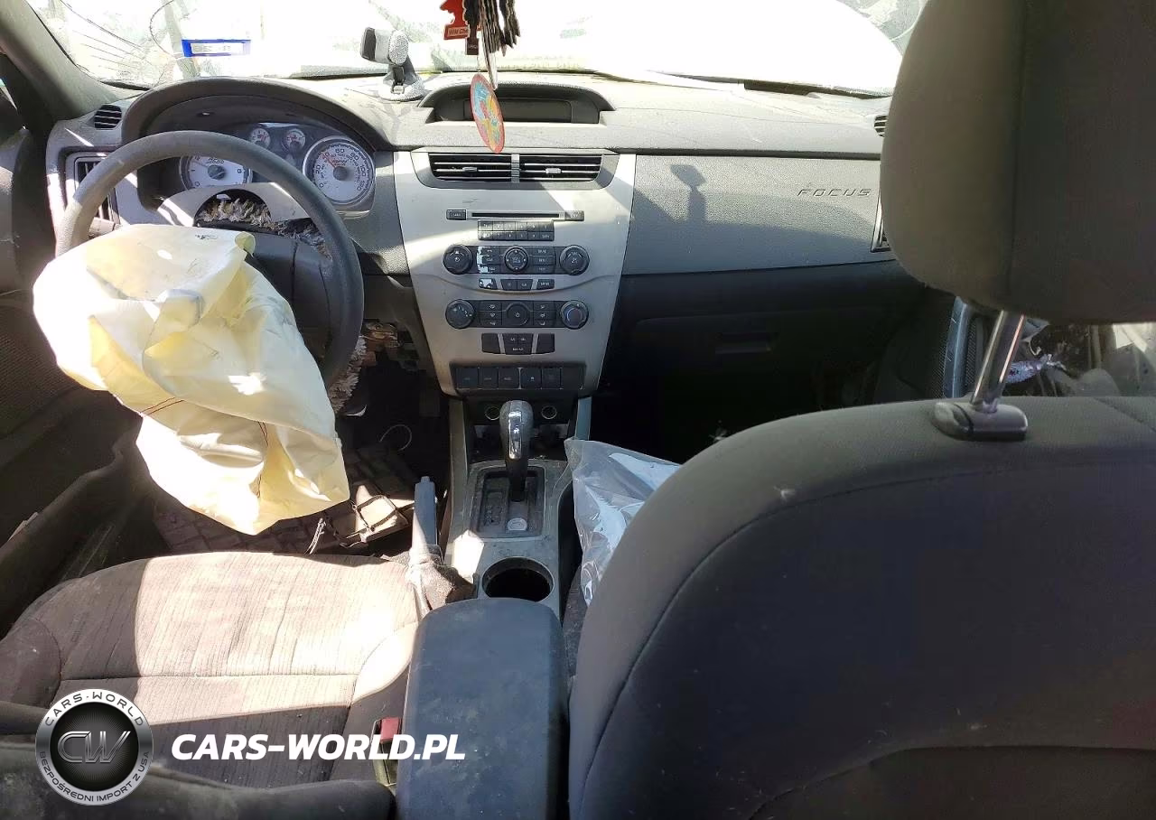 2011 Ford Focus Se VIN:1FAHP3FN1BW203889 - 8