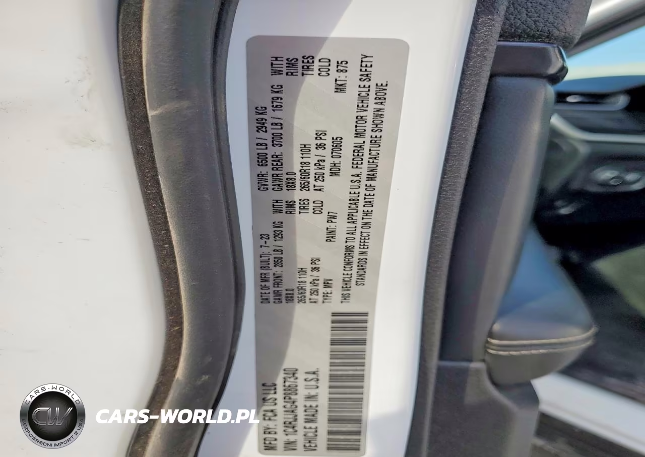 2023 Jeep Grand Cherokee L Laredo VIN:1C4RJJAG4P8867340 - 13