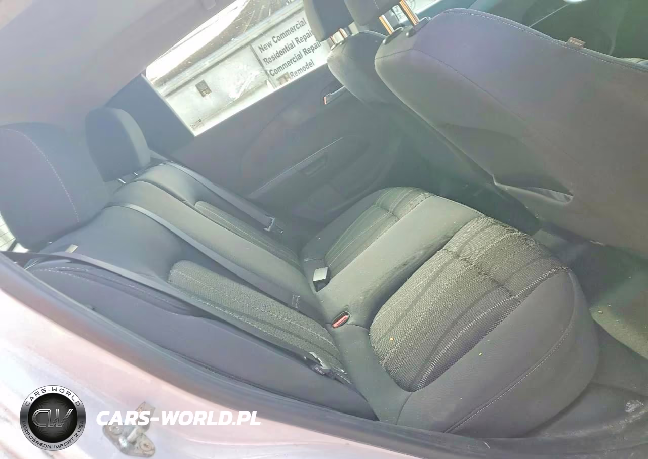 2016 Chevrolet Sonic VIN:1G1JC6SH8G4104524 - 10