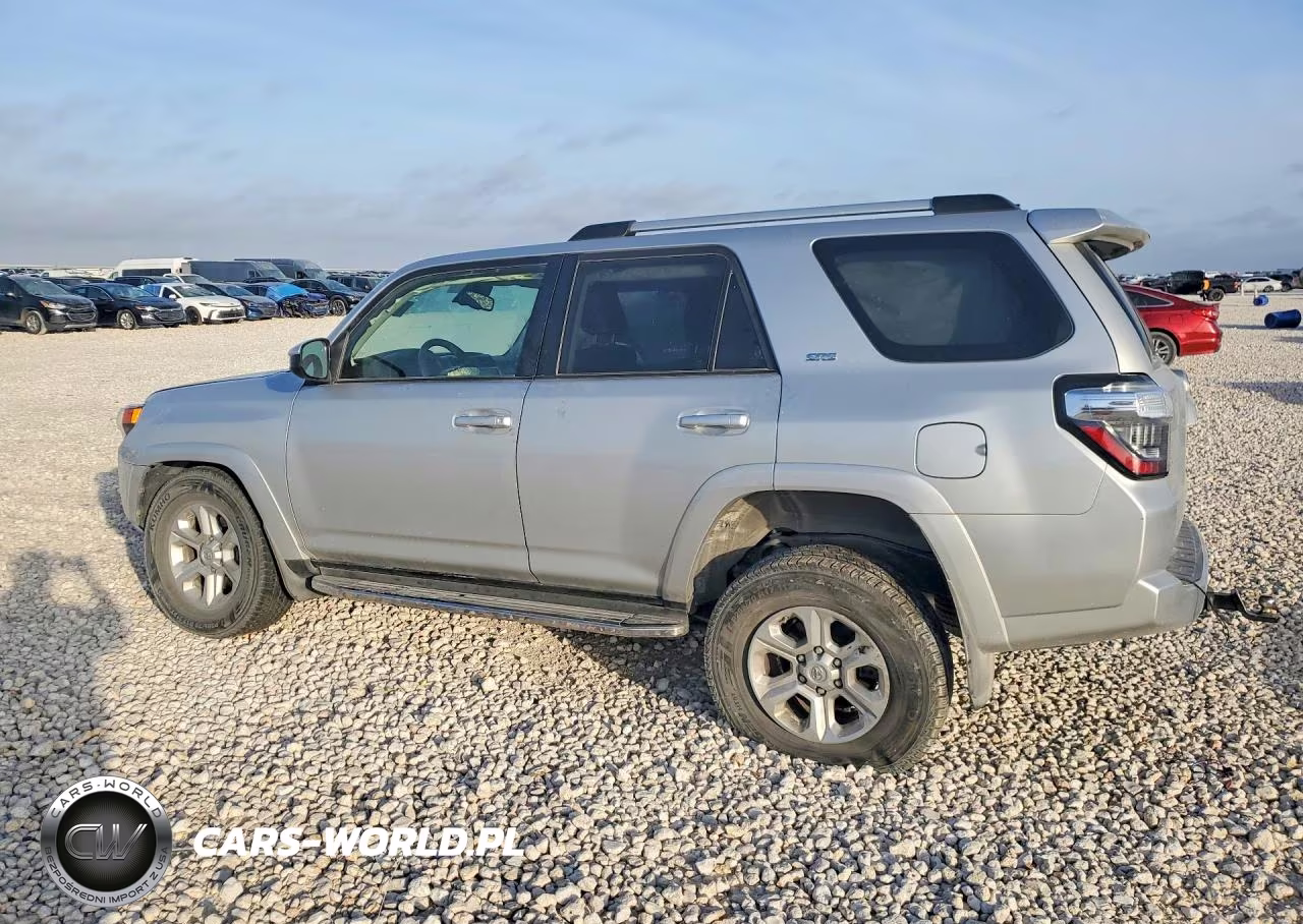 2021 Toyota 4Runner Sr5 VIN:JTEEU5JR0M5240240 - 2