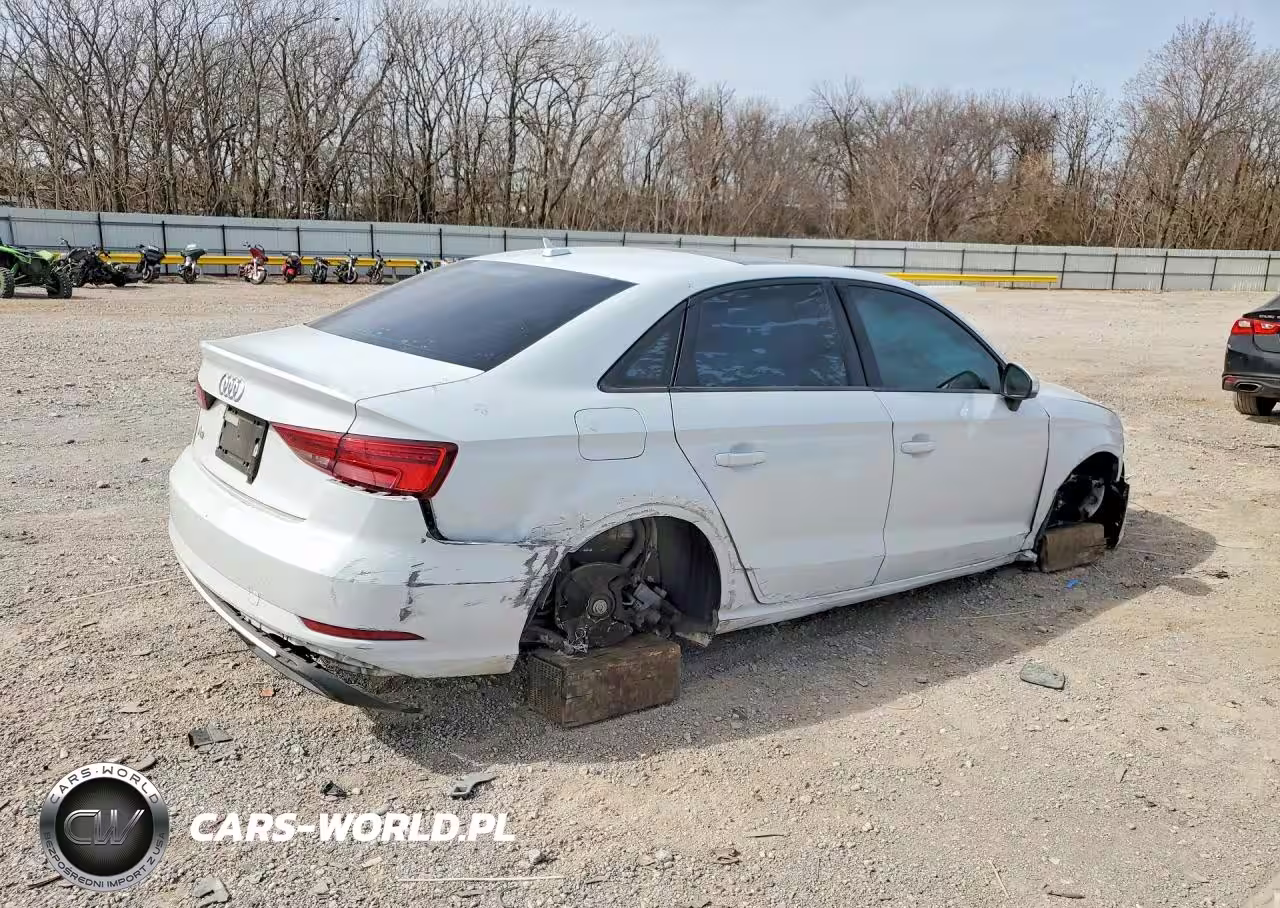 2017 Audi A3 Premium VIN:WAUAUGFF5H1042518 - 3