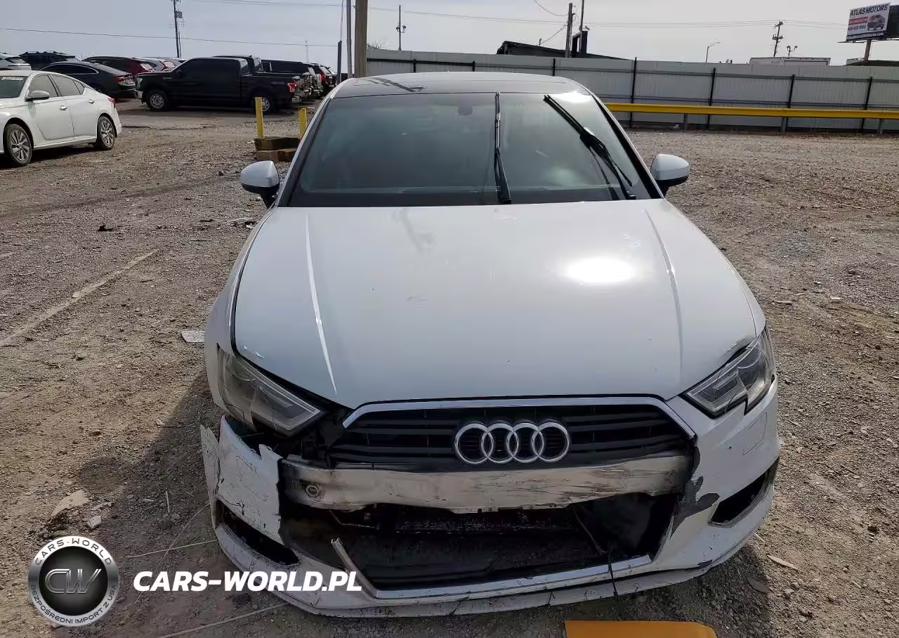 2017 Audi A3 Premium VIN:WAUAUGFF5H1042518 - 5