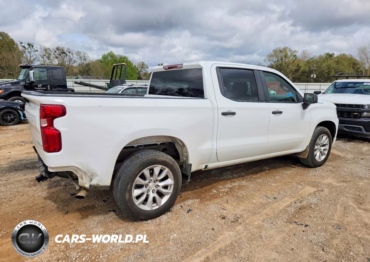 2022 Chevrolet Silverado C1500 Custom VIN:1GCPABEK3NZ553536 - 3