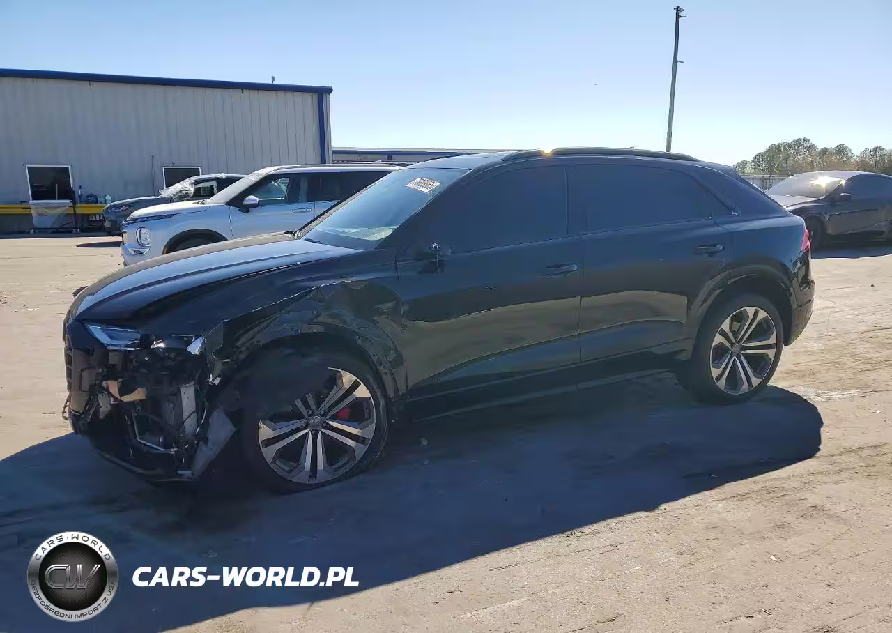 2019 Audi Q8 Premium Plus