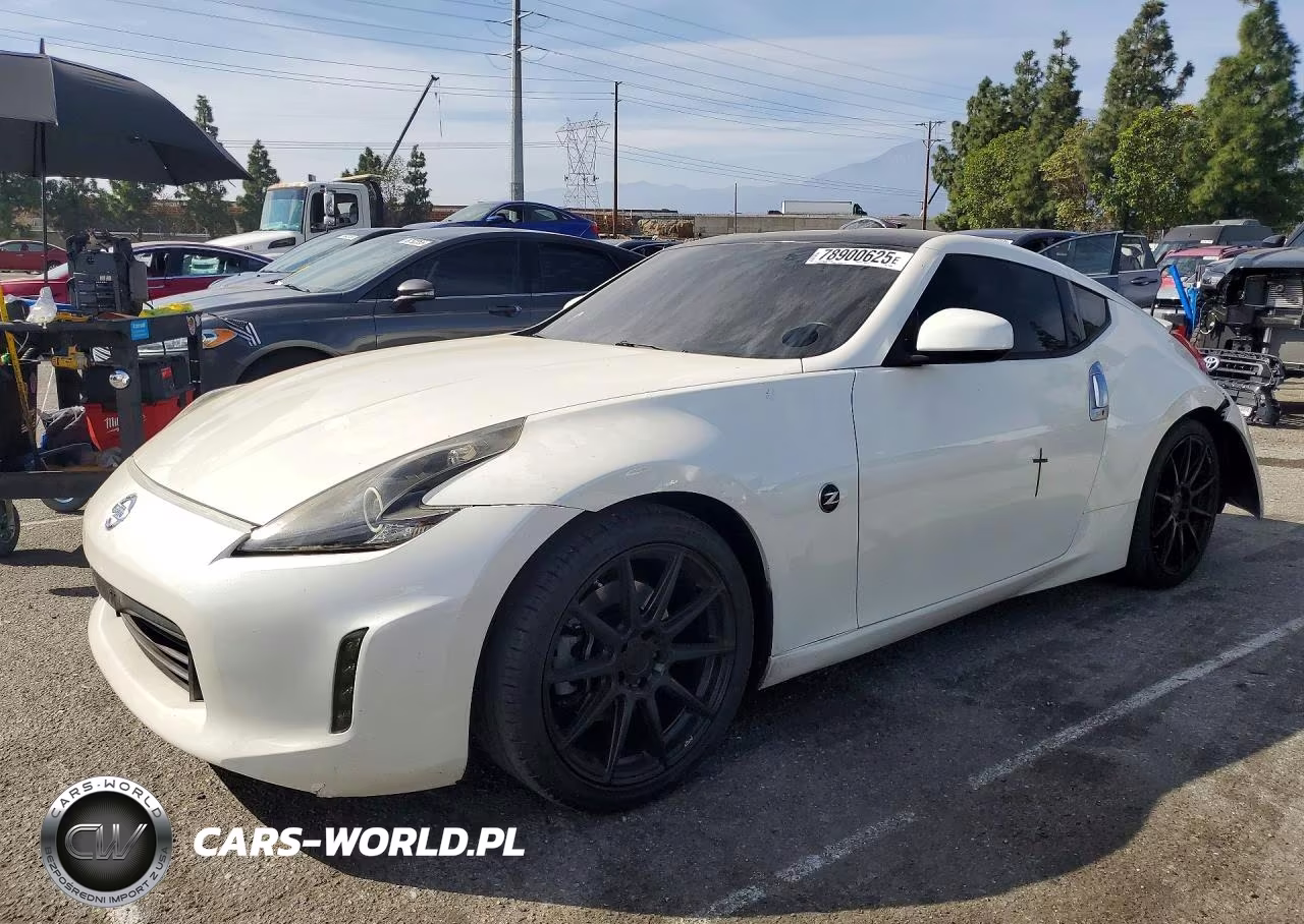 2016 Nissan 370Z Base