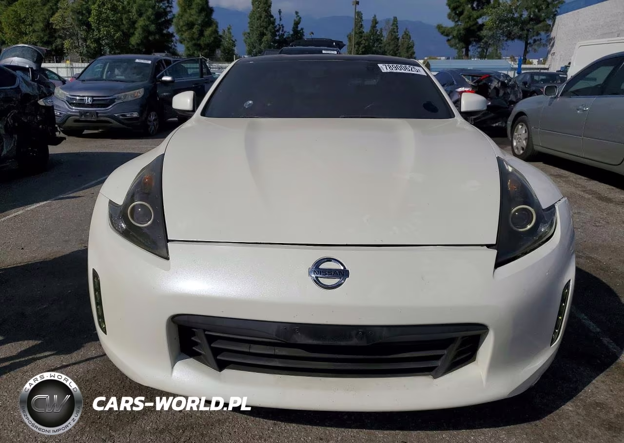 2016 Nissan 370Z Base VIN:JN1AZ4EH4GM933860 - 5