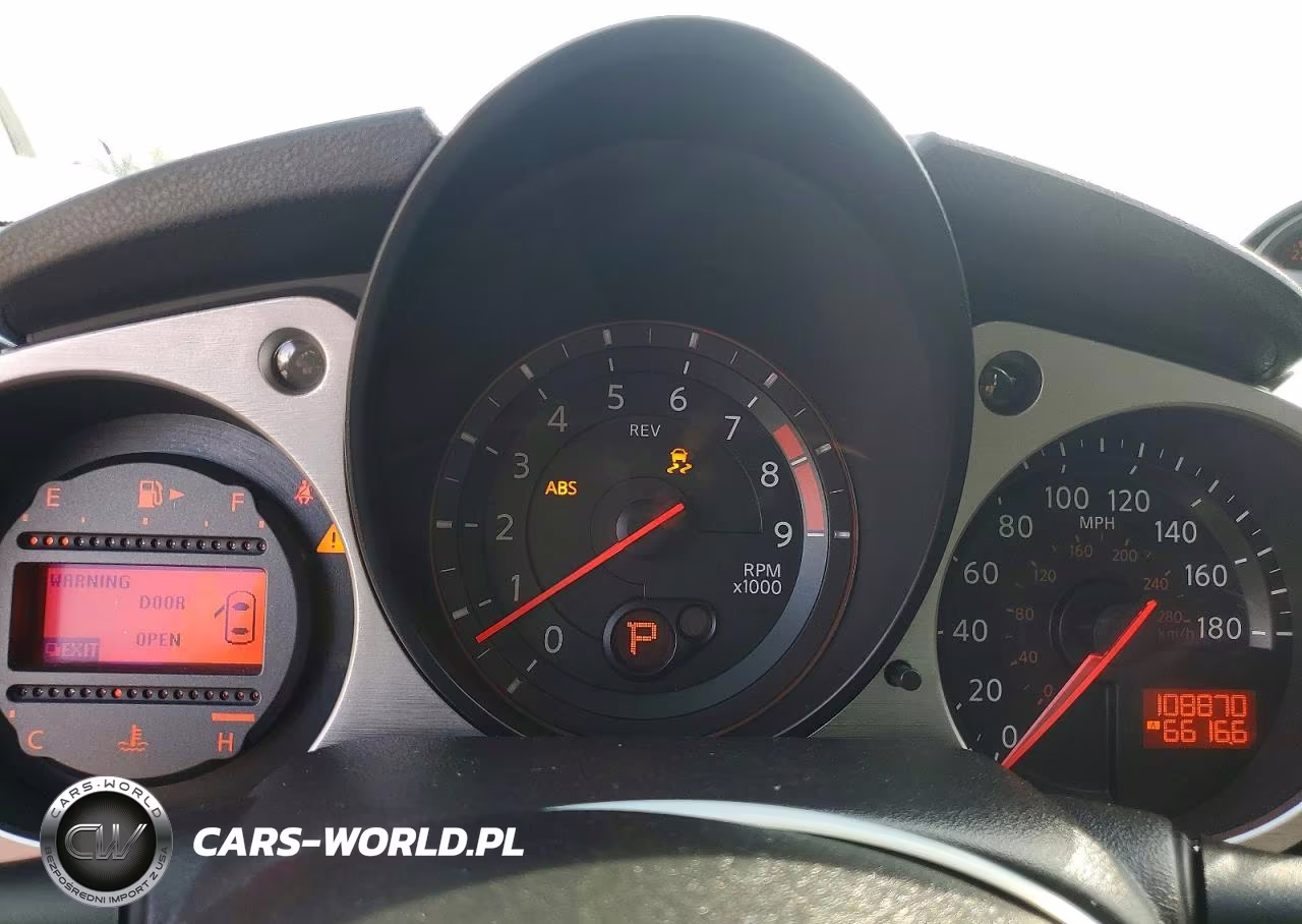2016 Nissan 370Z Base VIN:JN1AZ4EH4GM933860 - 9