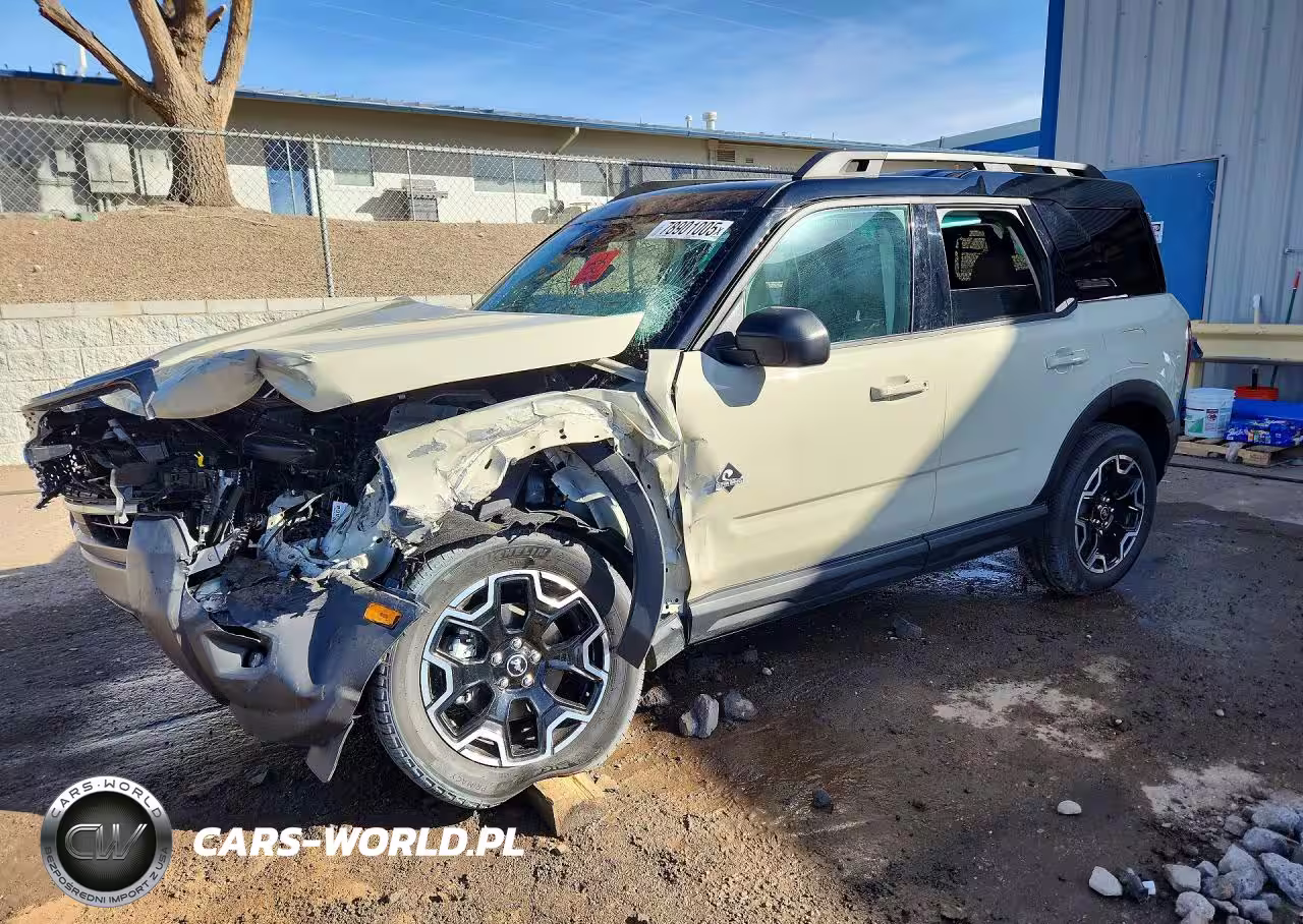 2025 Ford Bronco Sport Outer Banks – zdjęcie 1 z 13