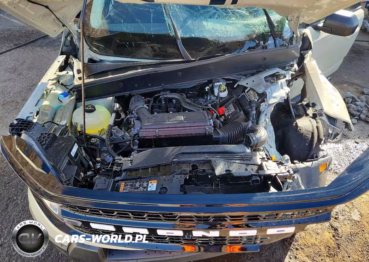 2025 Ford Bronco Sport Outer Banks VIN:3FMCR9CN5SRF40876 - 12