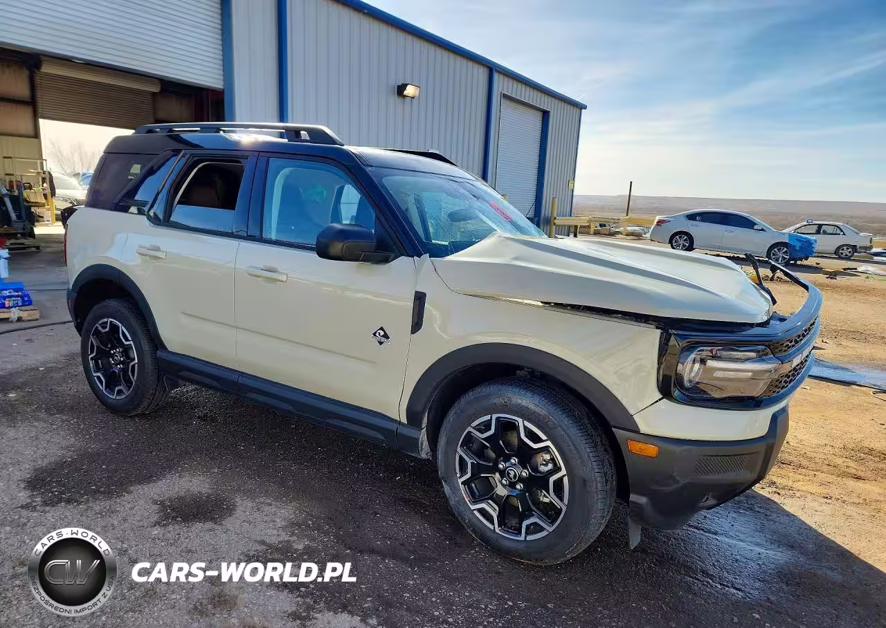 2025 Ford Bronco Sport Outer Banks VIN:3FMCR9CN5SRF40876 - 4