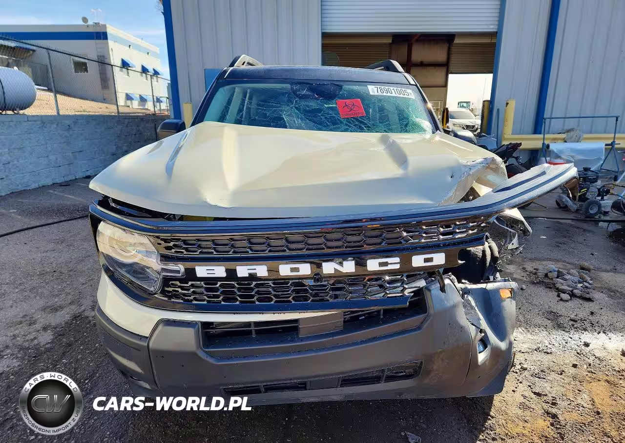 2025 Ford Bronco Sport Outer Banks VIN:3FMCR9CN5SRF40876 - 5