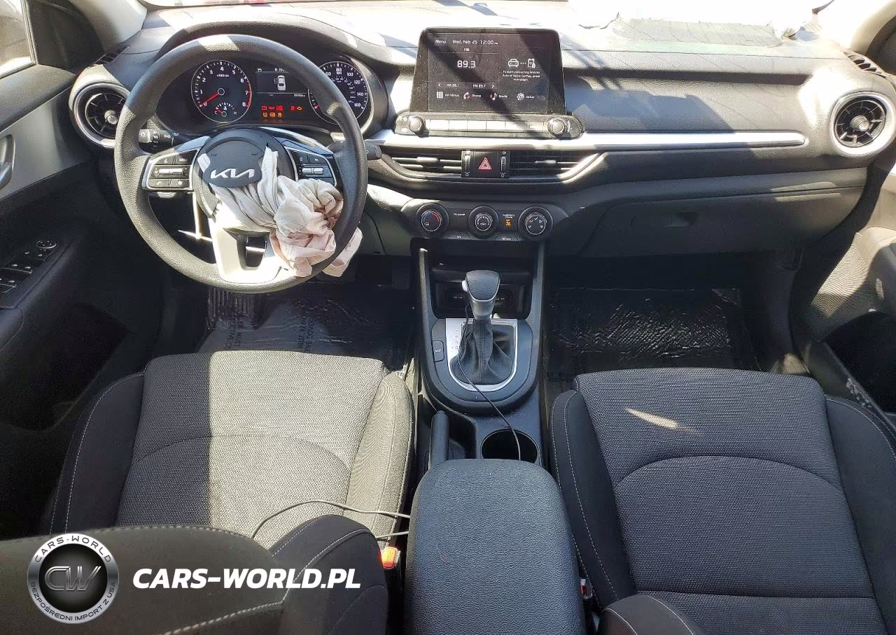 2023 Kia Forte Lxs VIN:3KPF24AD1PE603554 - 8