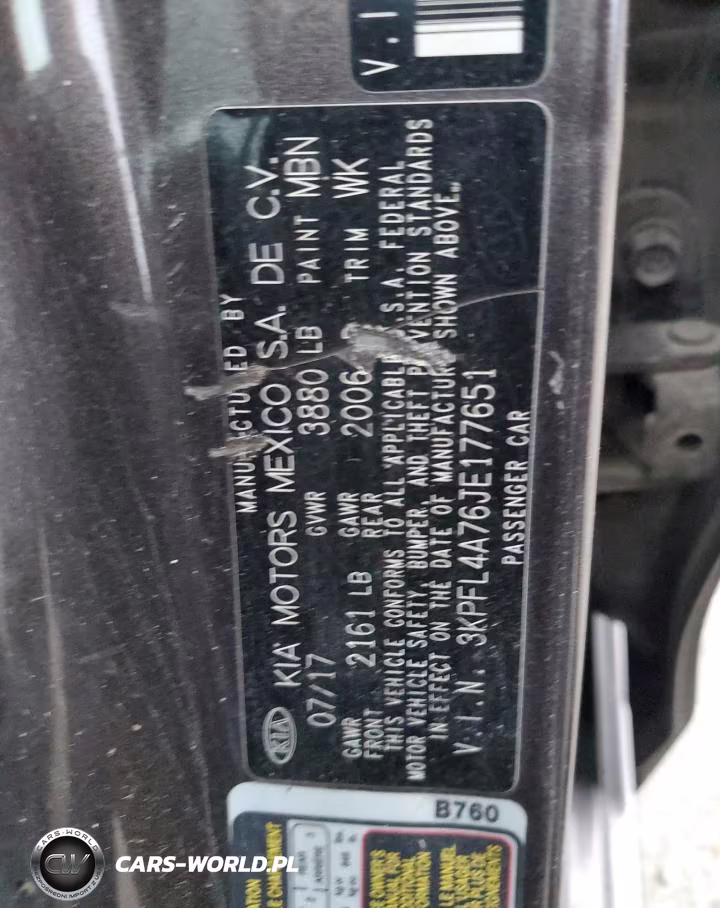 2018 Kia Forte Lx VIN:3KPFL4A76JE177651 - 12