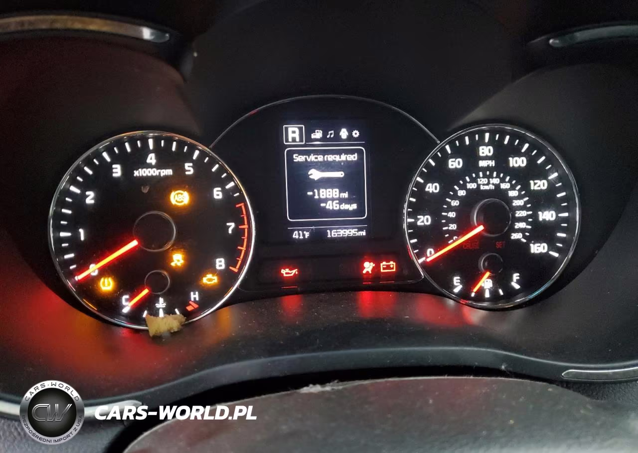 2018 Kia Forte Lx VIN:3KPFL4A76JE177651 - 9