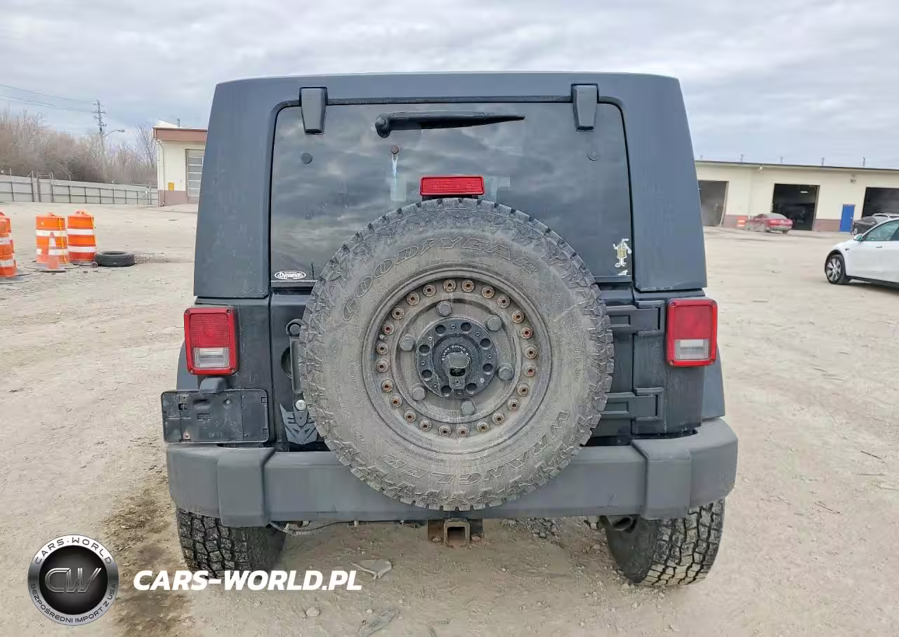 2008 Jeep Wrangler Unlimited X VIN:1J4GA39158L584523 - 6