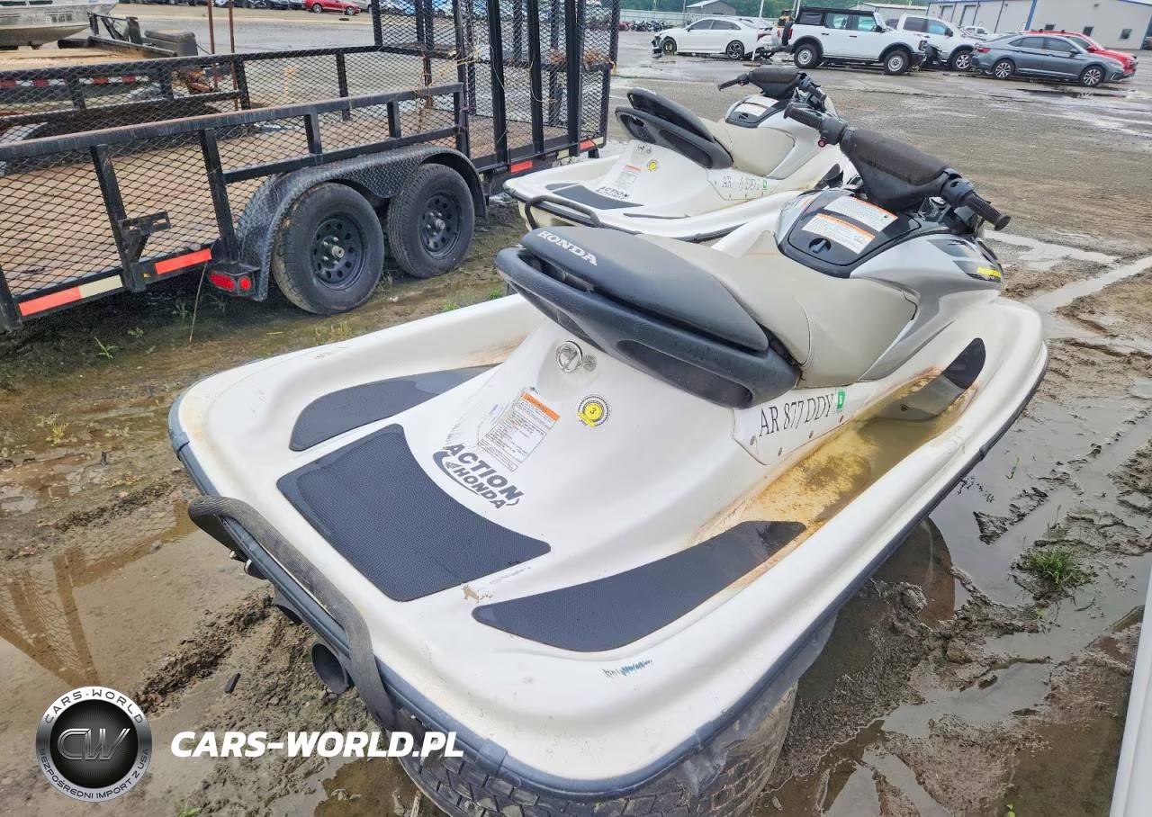2004 Honda Aqua Trax VIN:HPSB1250E404 - 4