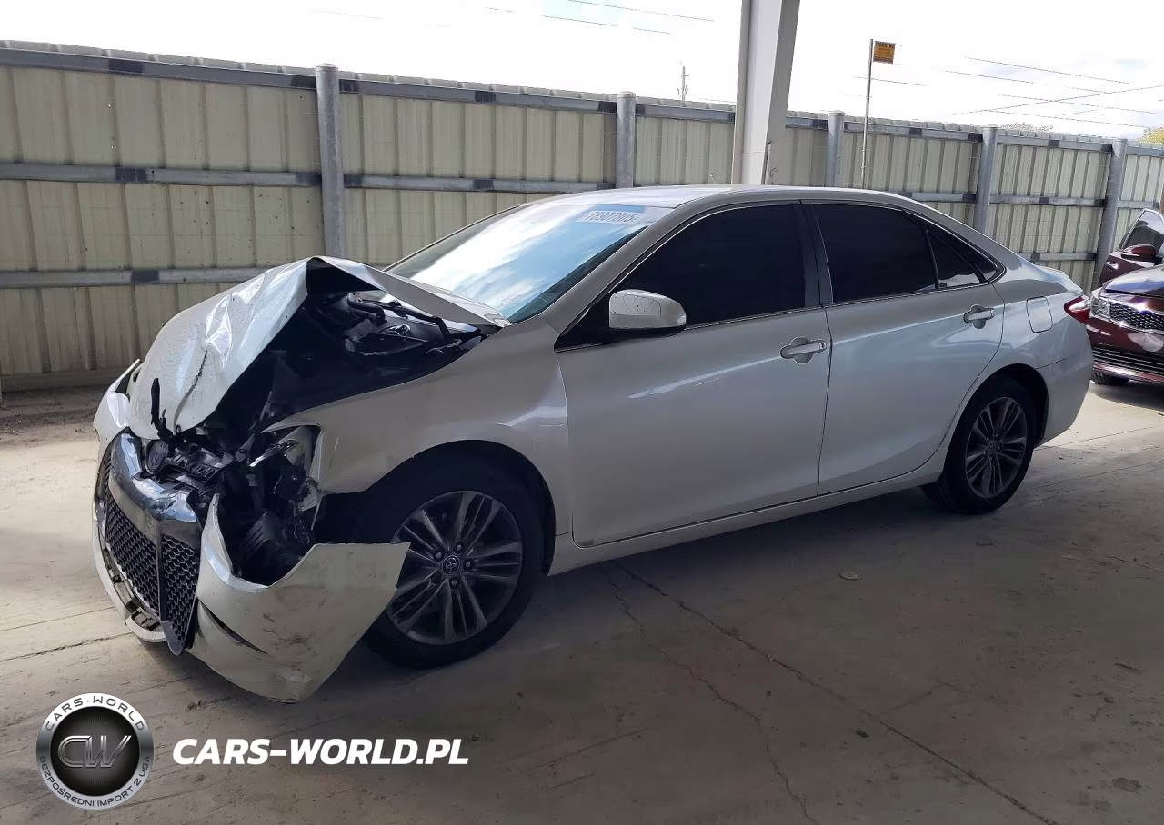2016 Toyota Camry Le