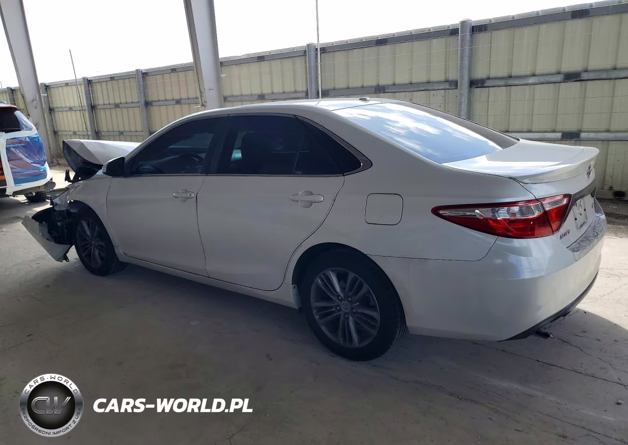 2016 Toyota Camry Le VIN:4T1BF1FKXGU175179 - 2