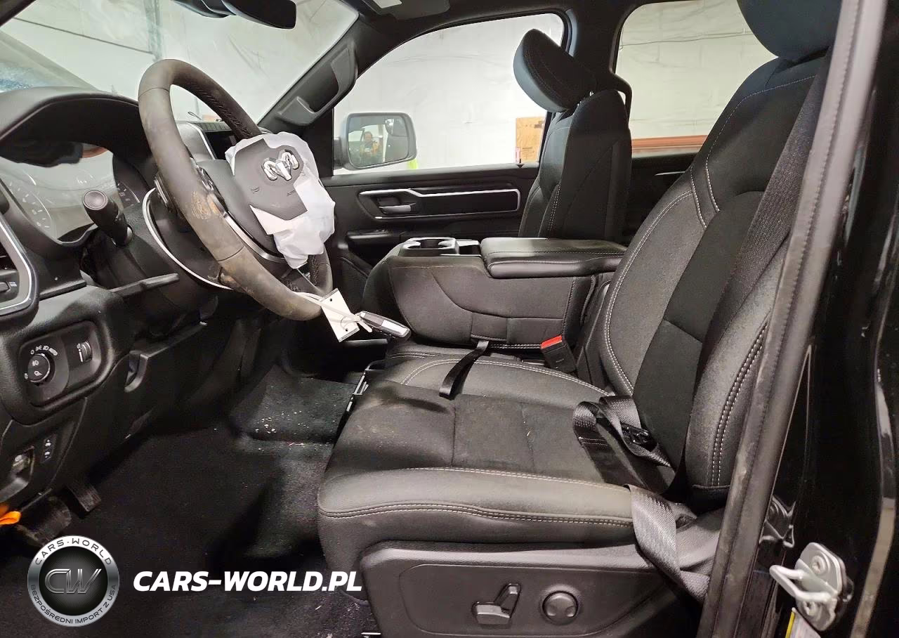 2026 Ram Trucks 1500 Big Horn VIN:3C6SRFFP6T4157496 - 7